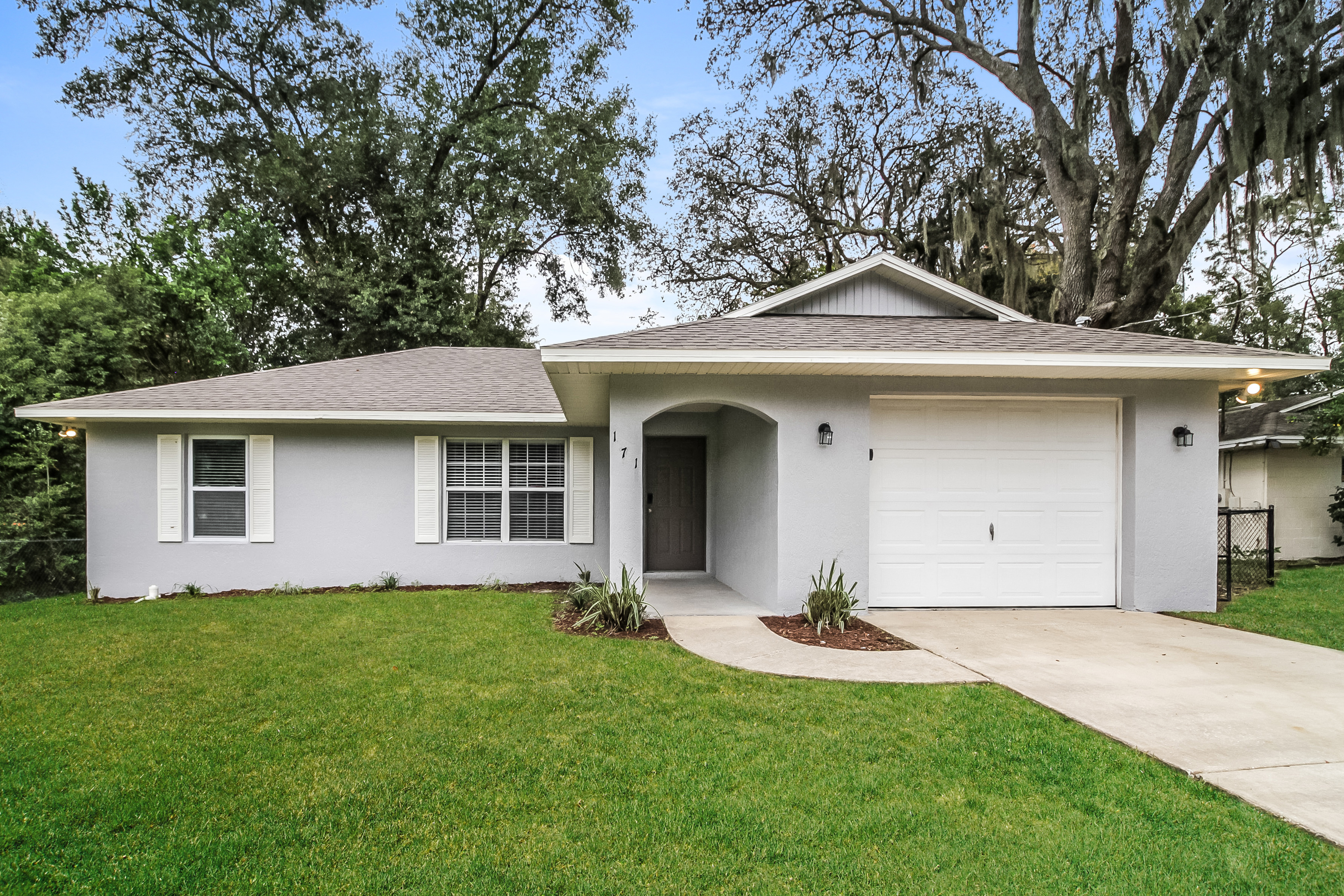 171 S SHERIDAN AVE DELAND, FL 32720